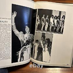 1989 Howard University Yearbook Bison Washington, D. C. Vol. 66 Notable People