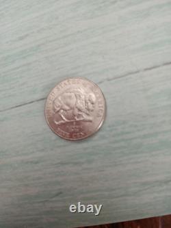 2005 D mint Bison nickel MAKE ME AN OFFER