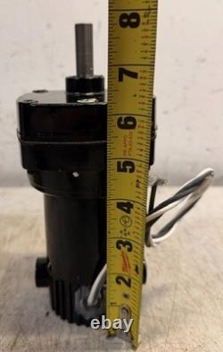 Bison Gear & Engineering Corp. DC Gearmotor 011-190-3072 26-999-0900-002
