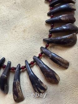 Buffalo tooth necklace Native American made Mountain Man rendezvous bison teeth