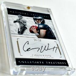 Carson Wentz 2016 National Treasures /25 On-card Auto Eagles Rookie Bison