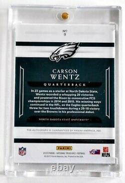 Carson Wentz 2016 National Treasures /25 On-card Auto Eagles Rookie Bison