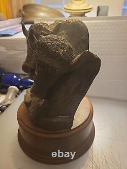 Ceramic Bison Head Figure Of 2 Buffalo Bust Never Forget On Wood Base