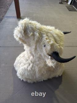Faux Reproduction Buffalo / Bison Shoulder Taxidermy Mount  Fa748