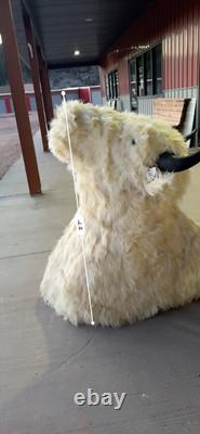 Faux Reproduction Buffalo / Bison Shoulder Taxidermy Mount  Fa748