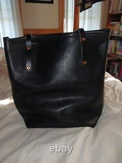 Go Forth Goods Large Slim Avery Black Bison Tote