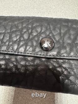 PARABELLUM Black bison glasses case with ceramic button