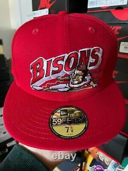 Topperz Store Red Green Buffalo Bisons 7 1/8 Fitted Not Hatclub