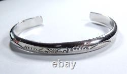 VINTAGE Signed Navajo Stamp Sterling Silver BISON design Cuff Bracelet 20.6 gram