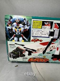 Vintage takara the Brave fighter of legend da garn land bison Transformers USA