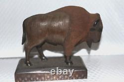 Vtg Handcarved 1980 Bison/Buffalo Wooden Statue 14 oz artist T O Miller, OH